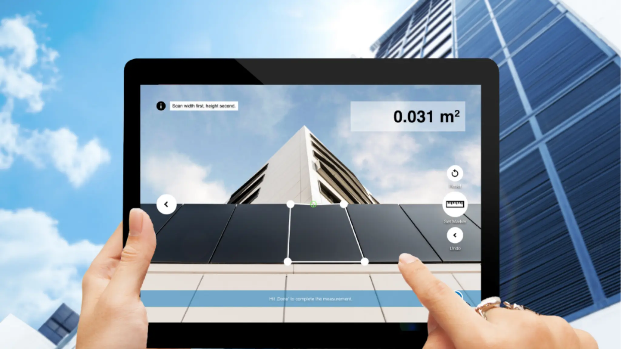 Mockup of how Renolit app works for calculating building facade measure with AI